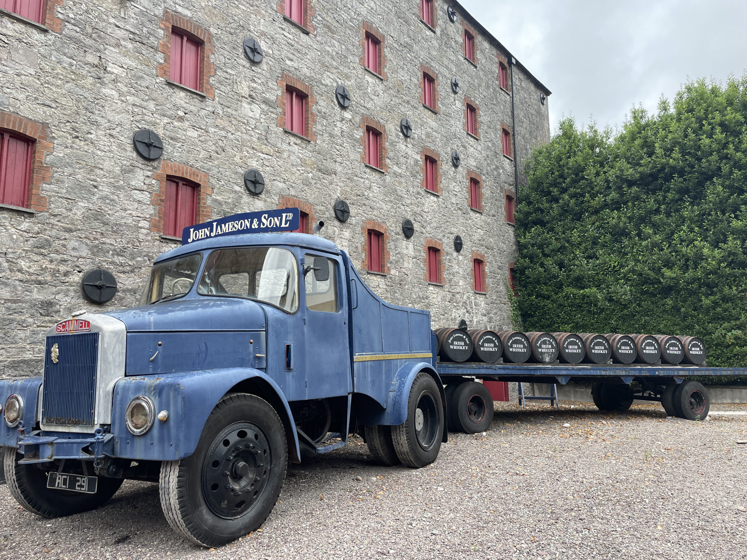 Der Lieferwagen von Jameson – wie man Whiskey transportiert, wenn Zeit keine Rolle spielt. Ein Klassiker, der noch arbeitet.