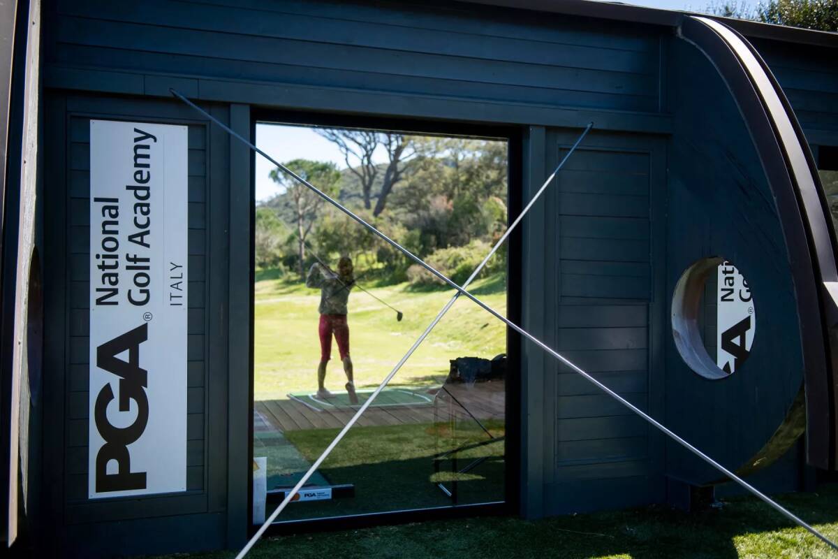 Moderne Golfakademie in Italien.